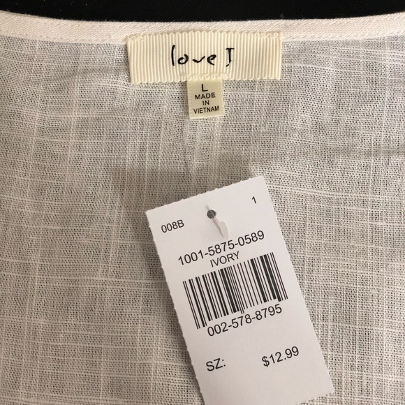 💎BOGOHO Ivory button-down crop top - Picture 8 of 8